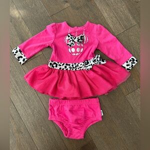 Disney mini mouse two piece outfit size 3/6‎ months